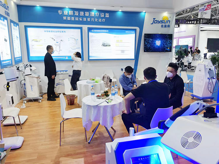 聚焦CMEF | 第86届中国国际医疗器械博览会—首日精彩纷呈(图17)